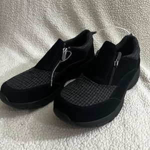 Lands End All Weather Insulated Suede Leather Zip Moc Shoes